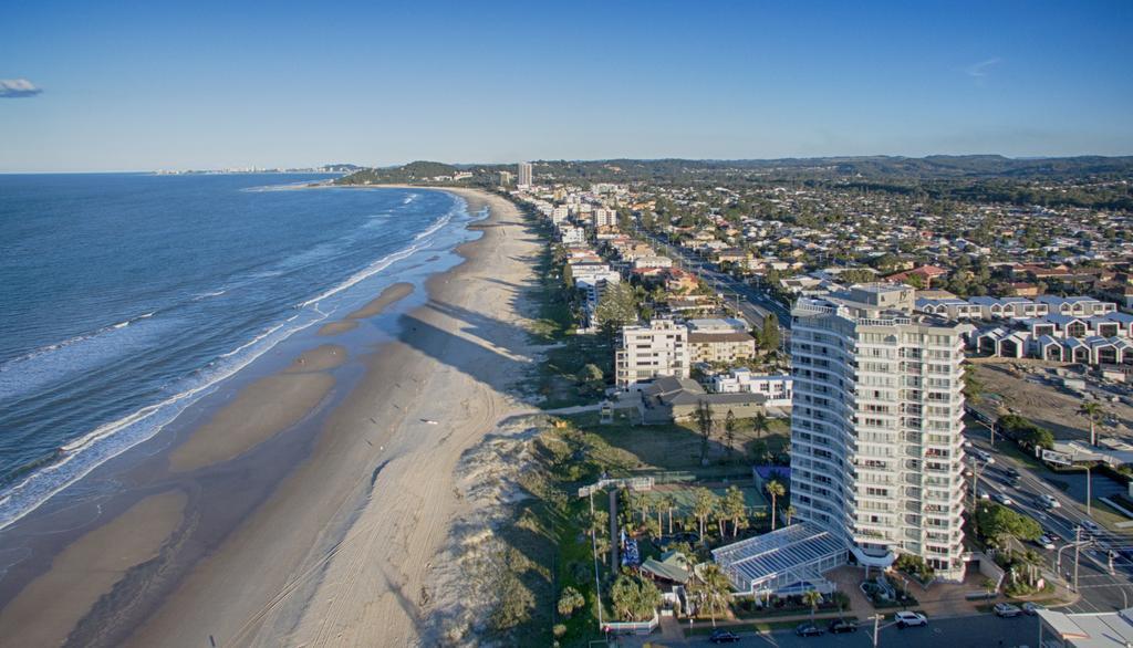 19Th Avenue On The Beach Gold Coast Exterior photo